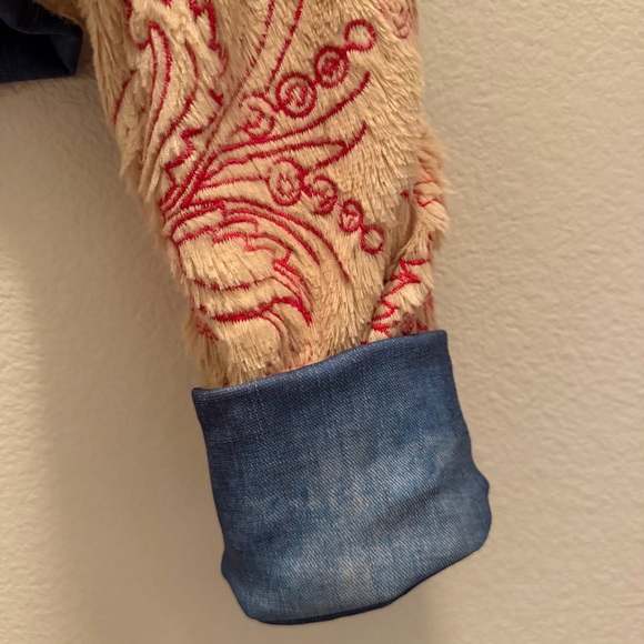 Petit Pois Denim Print Reversible Jacket with Pom Poms by Viviana Gabeiras - Picture 8 of 11